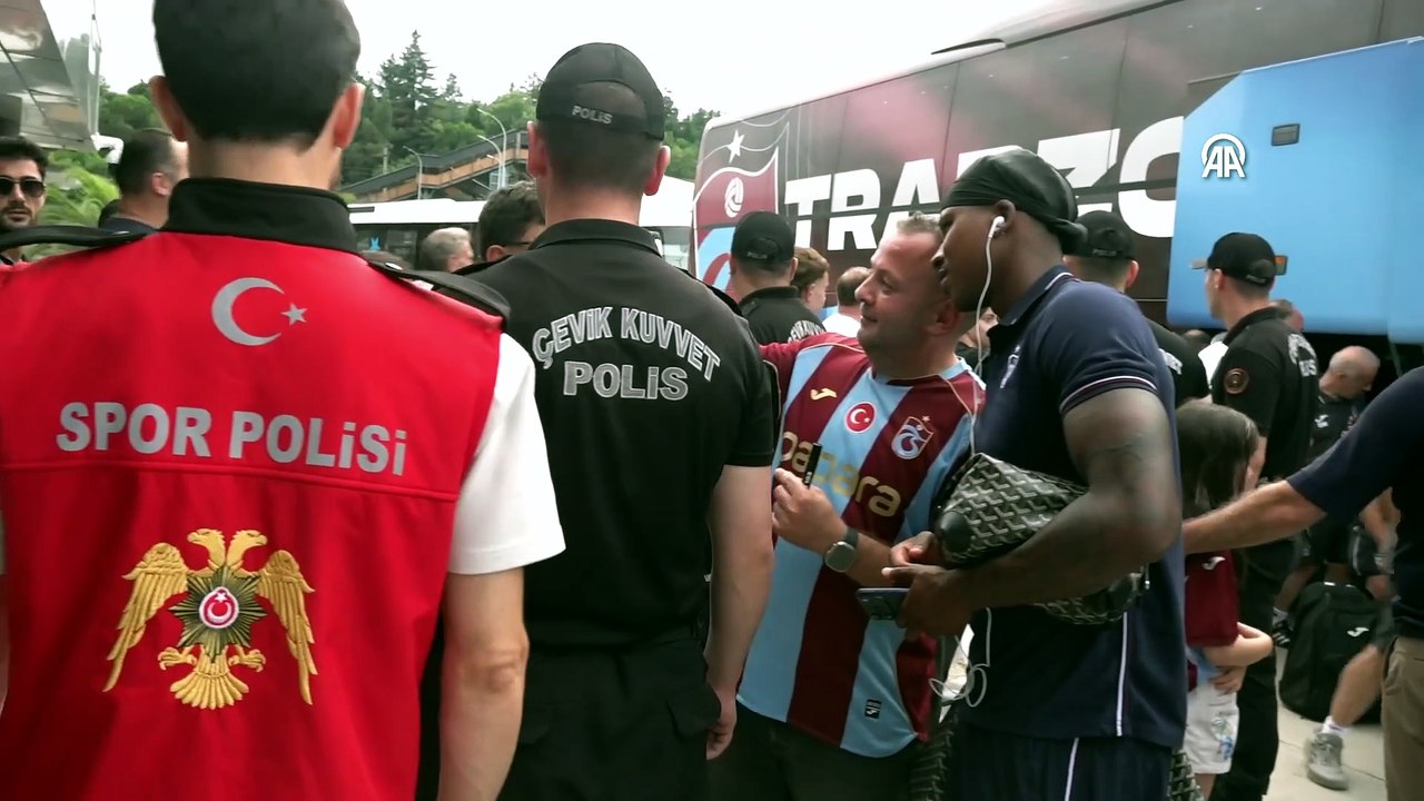 Trabzonspor kafilesi, İzmir'e gitti | Ajansspor | AA