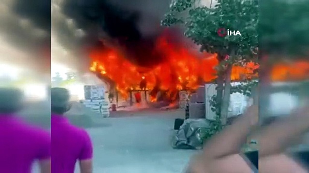 Tuzla'da 2 katlı 24 kişilik işçi konteynerinde yangın