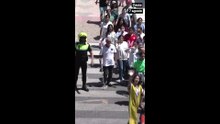Policía Nacional escolta a menores inmigrantes a colegios de Ceuta donde serán alojadas