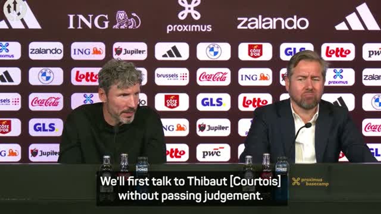 Van Bommel keeps door open for Courtois Belgium come back