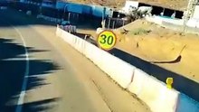 والذين لا يشهدون الزور واذا مرو باللغو مرو كراما