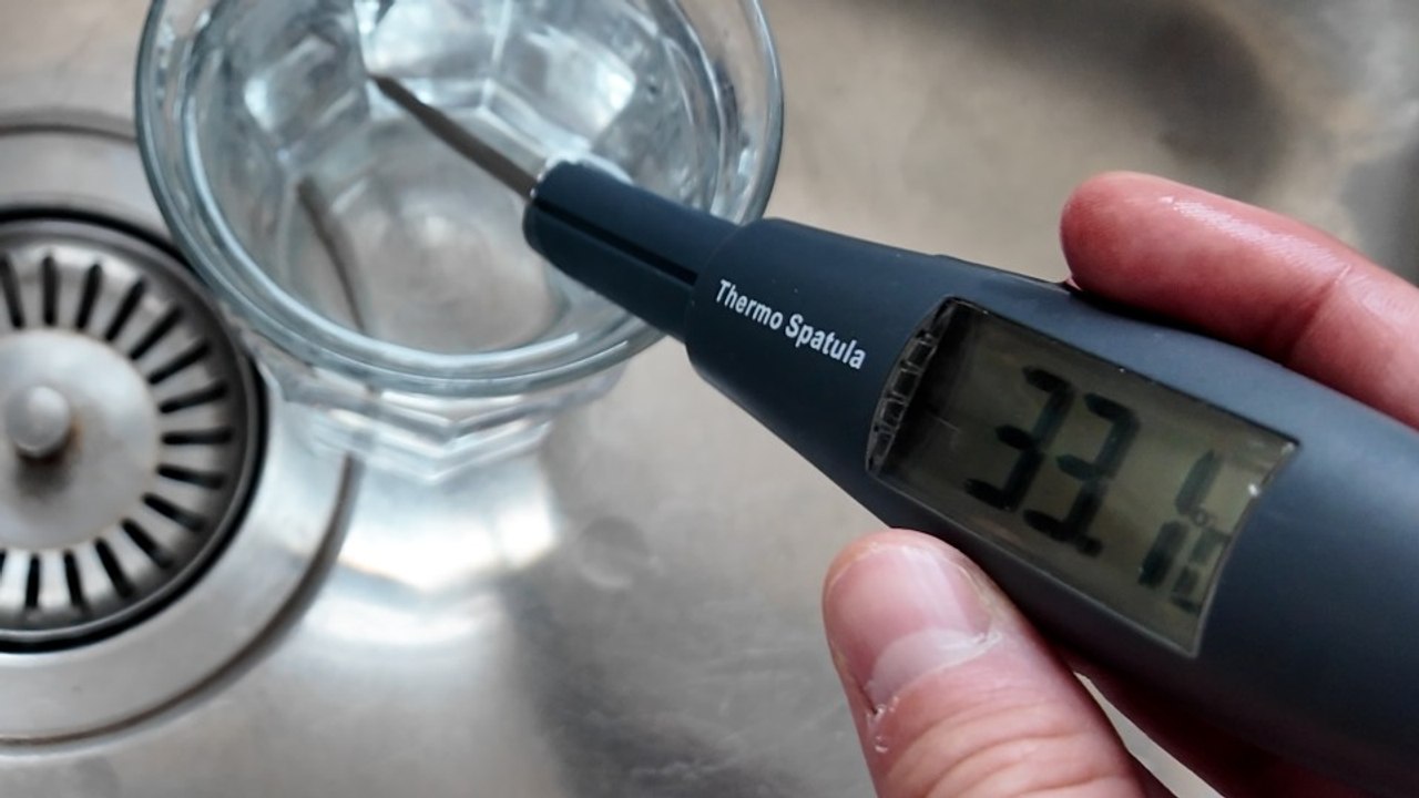 À Paris, l’eau froide du robinet mesurée… à 33 °C