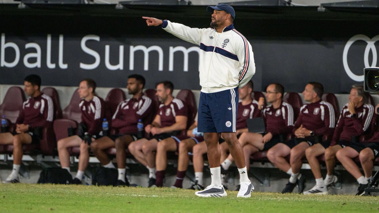 "Weiß, wie schwer es ist": Kompany beeindruckt von Bayern-Youngsters