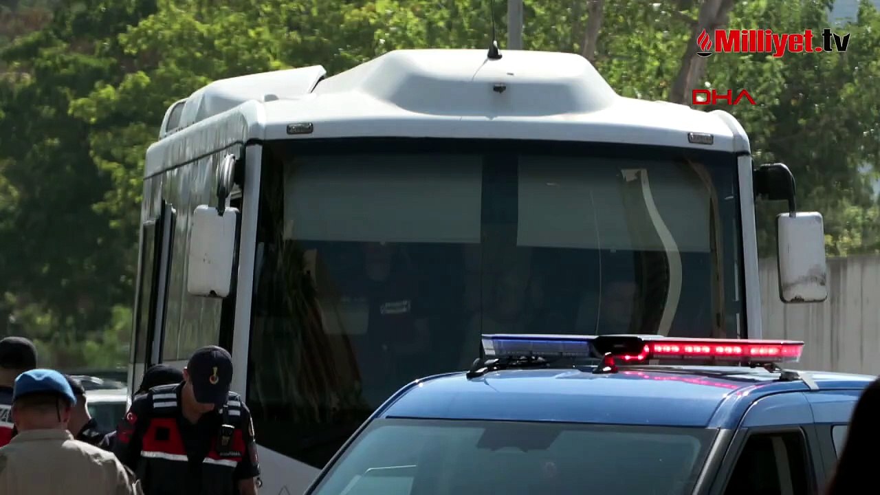 Menderes Belediye Başkanı İlkay Çiçek tutuklandı