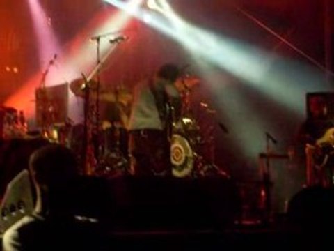 The John Butler Trio - Décibulles.