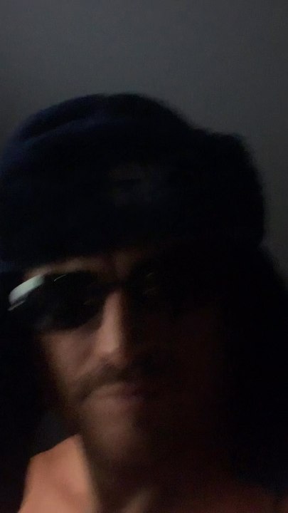 RETOUR AU STUDIO