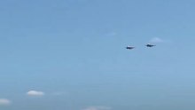 Vuelo de prueba de los aviones F-16 de la Fuerza Aérea Argentina