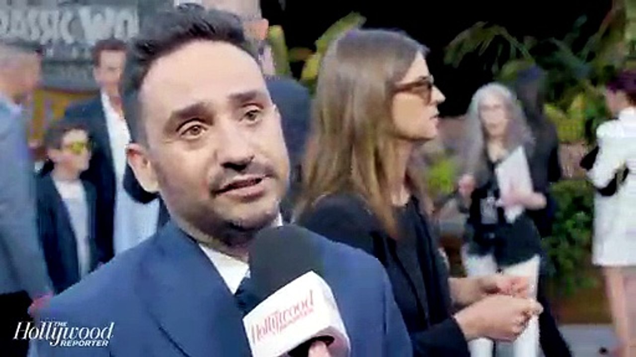 'Fallen Kingdom' Director J.A. Bayona Says Film is About "The Relation That Man Has Toward Dinosaurs" | 'Jurassic World: Fallen Kingdom' Premiere [Full Movie]