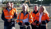 Construction groups looking to make controversial stadium build a learning opportunity for young Tasmanians