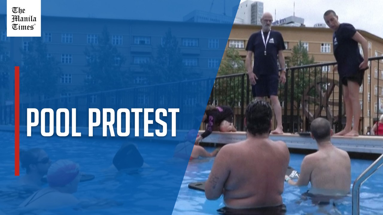 Berlin theatre installs outdoor swimming pool to protest lack of free public spaces