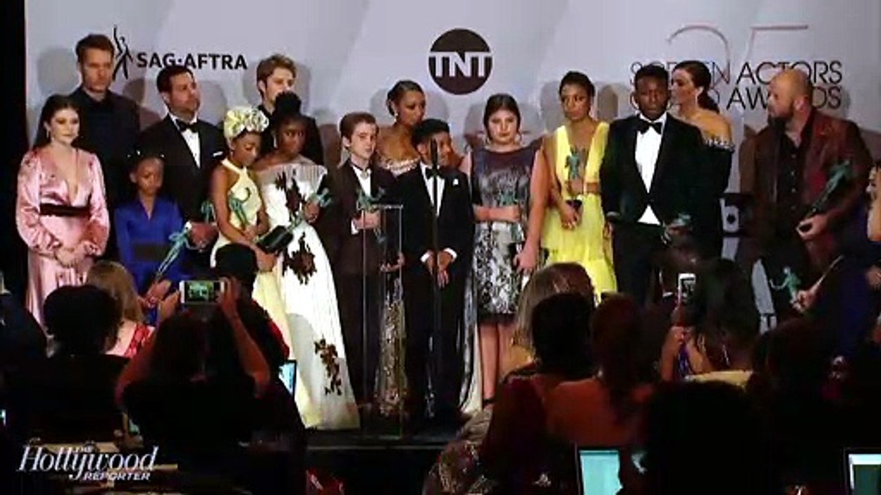 'This Is Us' Celebrates Ensemble Win Backstage at SAG Awards 2019 [Full Movie]