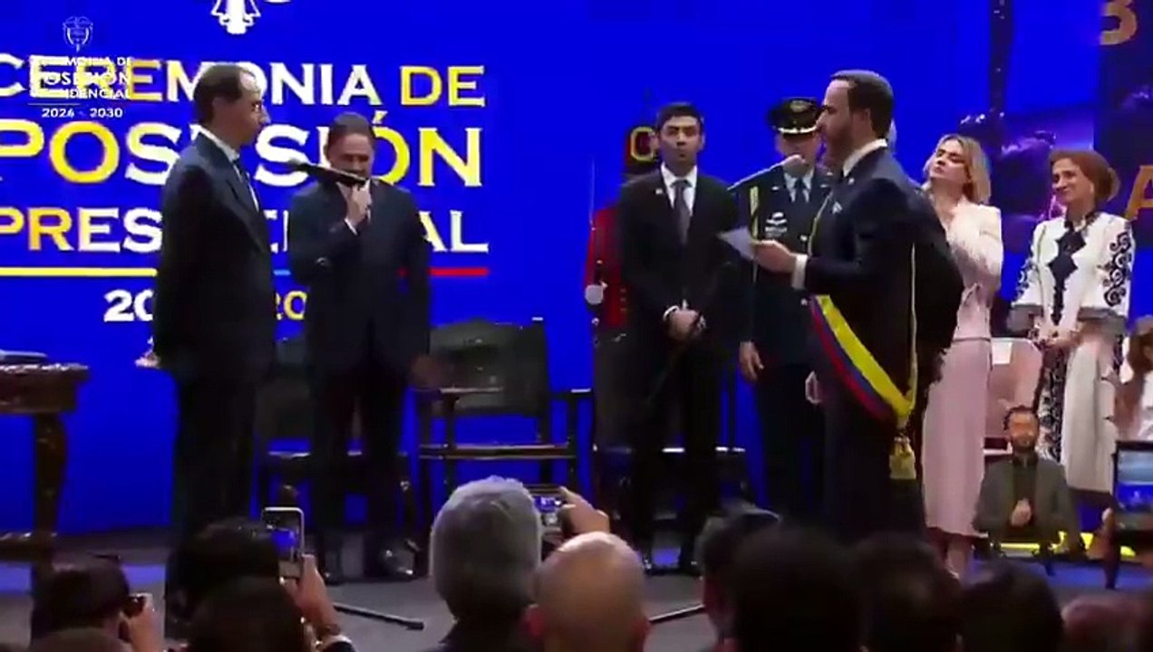 Luis Felipe Yagüé, el vendedor de panela, estuvo en el centro de la posesión presidencial
