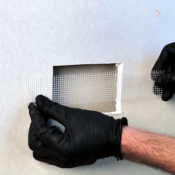 Instantly repair drywall holes with this DIY! 🛠️