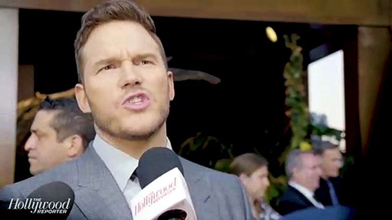 Chris Pratt Talks "Parent and Child" Relationship Between Owen and Blue | 'Jurassic World: Fallen Kingdom' Premiere [Full Movie]