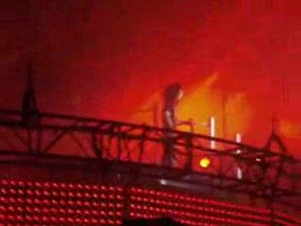 TOKIO HOTEL - 12.07.08- Spring nicht