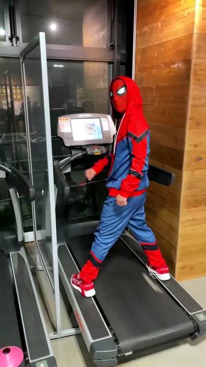 Spiderman funny clip 😁 #viral #spiderman #foryou #trending