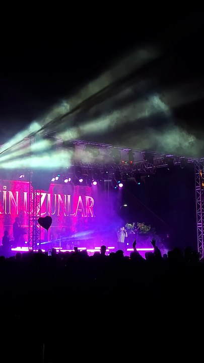 Beykoz Ihlamur Festivali - Ekin Uzunlar (Yokluğunun Kefeni)  📍Çavuşbaşı Çiftlik Meydan Parkı