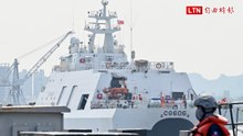 漢光42》海軍、海巡一家親 八里艦聯手光六快艇「1帶4」緊急出港