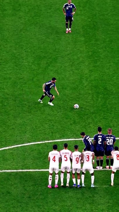 Leo Messi rare moment