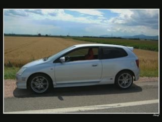 Clio 3 RS vs Civic Type R EP3 30th
