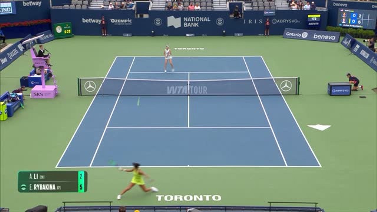 Toronto - Rybakina poursuit son parcours
