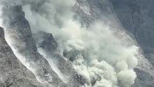 Schweizer Wahrzeichen bröckelt: Massiver Felssturz am Matterhorn