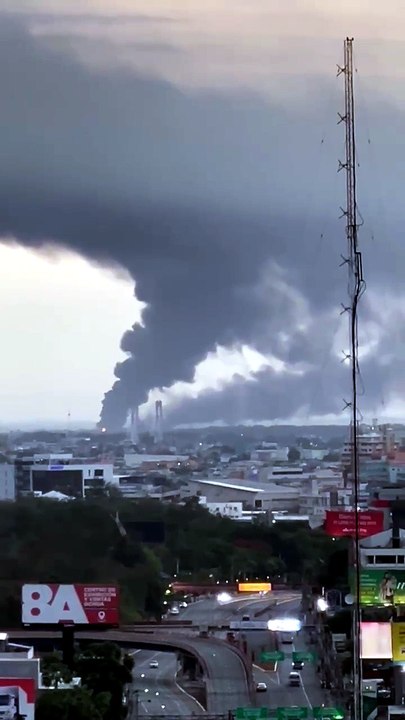 Incendio en Santo Domingo Este
