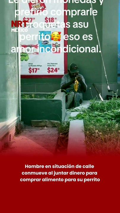 Con las pocas monedas que recibió, primero alimentó a su perrito