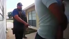 Con su hijo en brazos, así fue captura de hondureño por agentes del ICE