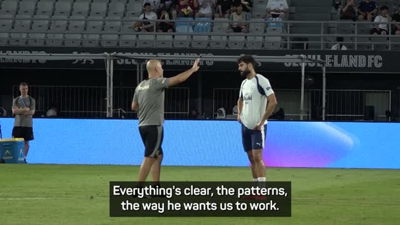 Rico Lewis reveals differences between Guardiola and Maresca