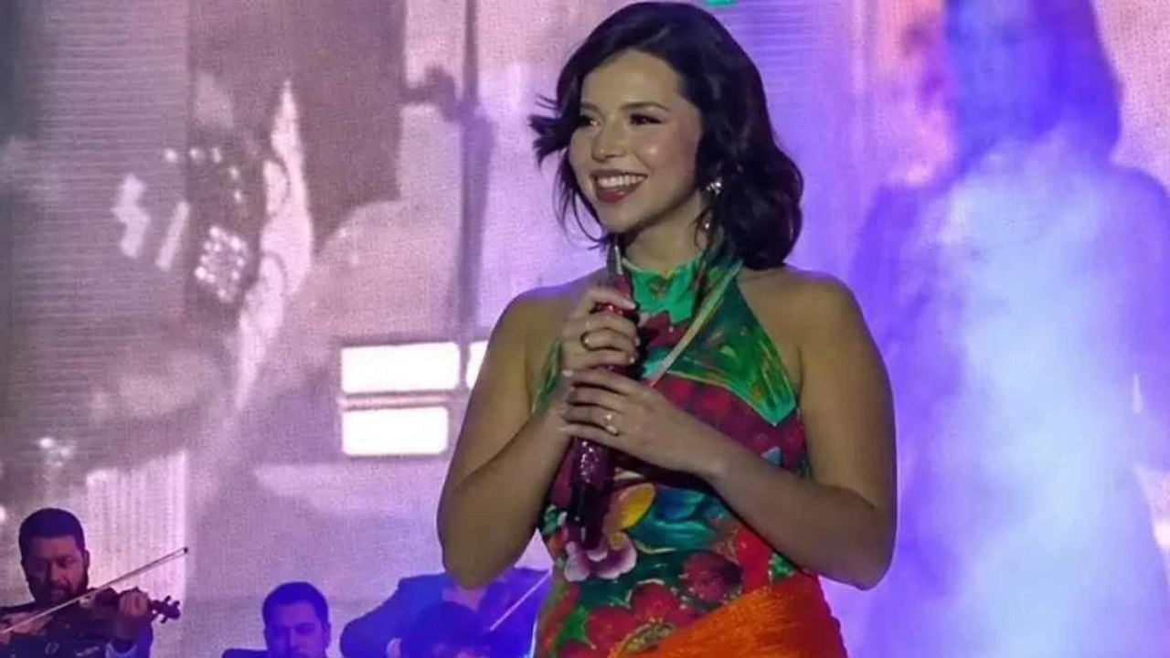 ¿Ángela Aguilar está embarazada?
