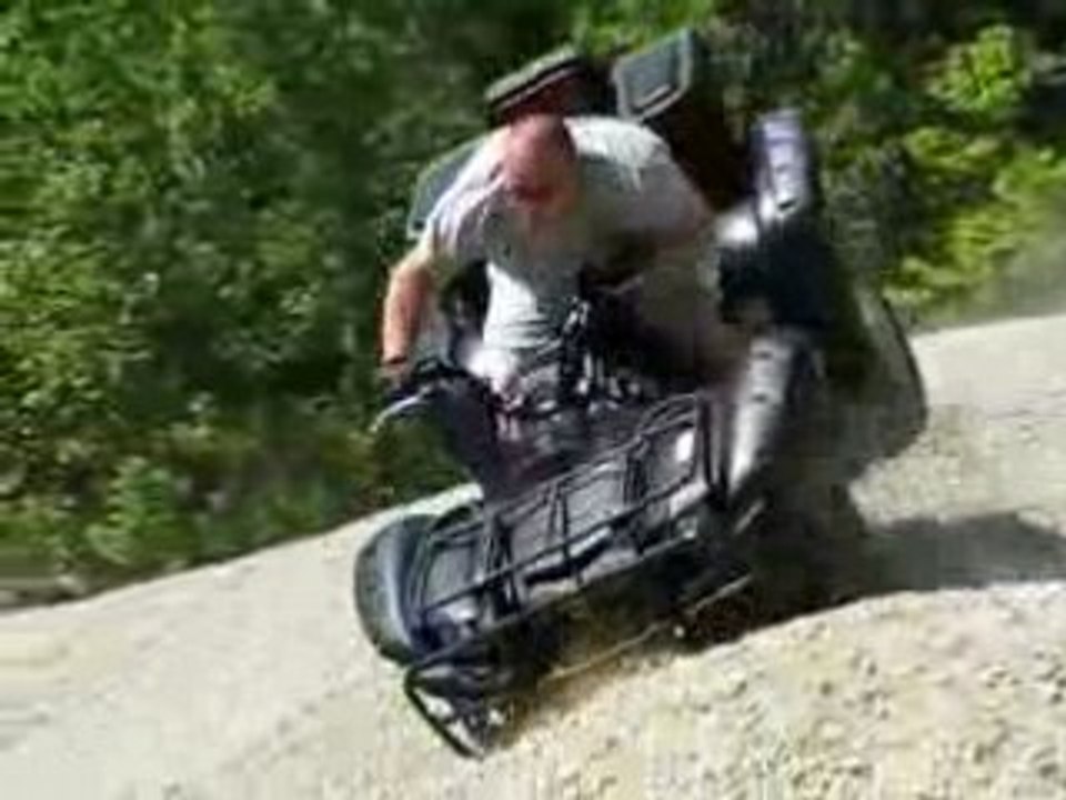 Régis Est Plus Costaud Que Son Quad