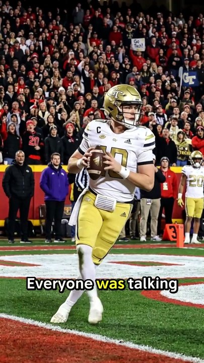 Haynes King’s Incredible NFL Debut Sparks QB Debate
