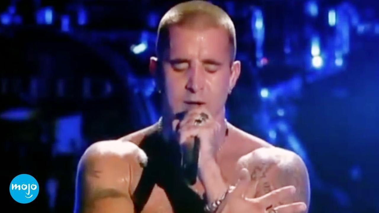 10 Exact Moments That RUINED Once Great Rock Bands