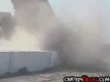Crash test camion contre un mur