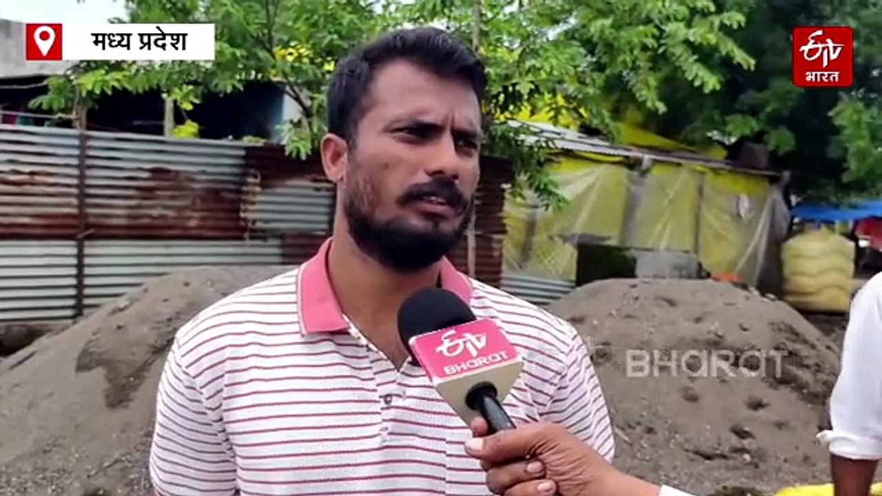 UPSC एग्जाम छोड़ बुरहानपुर के लड़के ने बनाया मिल्क विलेज, गांव का बिजनेस हुआ मिलियन डॉलर