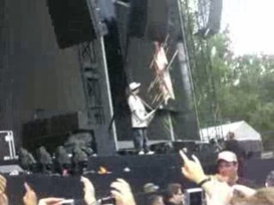 Tokio Hotel 13 Juillet 2008 Werchter Boutique
