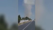 Sembra il deserto ma è la Puglia. Il «Diavolo di sabbia» arriva nel Foggiano
