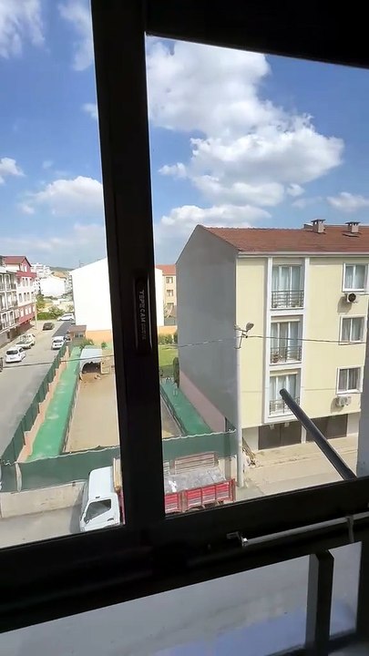 Tepe Cam Balkon Sistemleri . Gemlik