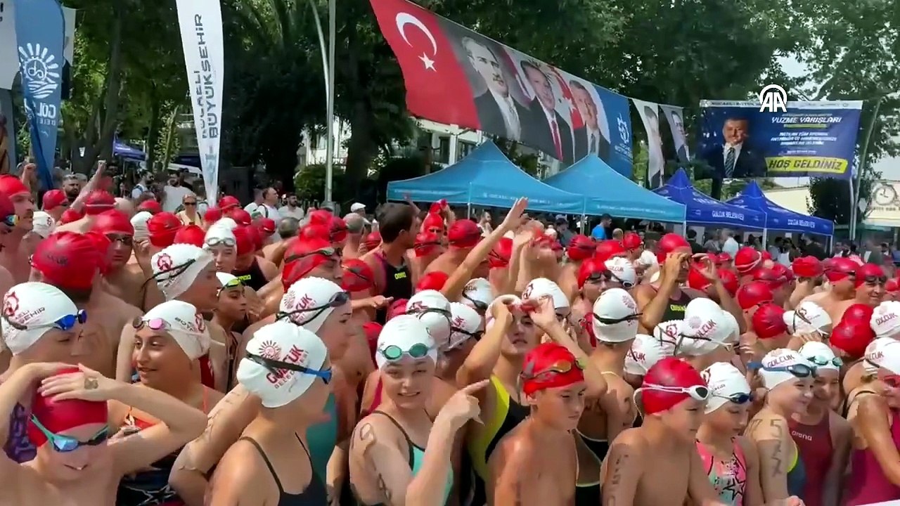 Kocaeli'de sporcular İzmit Körfezi'ni yüzerek geçti | Ajansspor | AA
