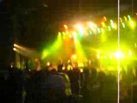 Décibulles 2008 : Le peuple de l'herbe.