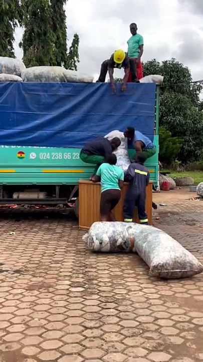 Buy Food with Plastic® Ghana loading truck