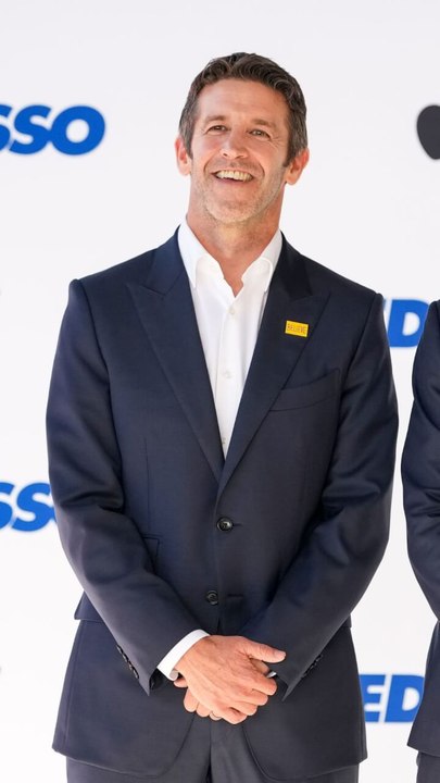 Apple's new CEO has to find its next breakthrough