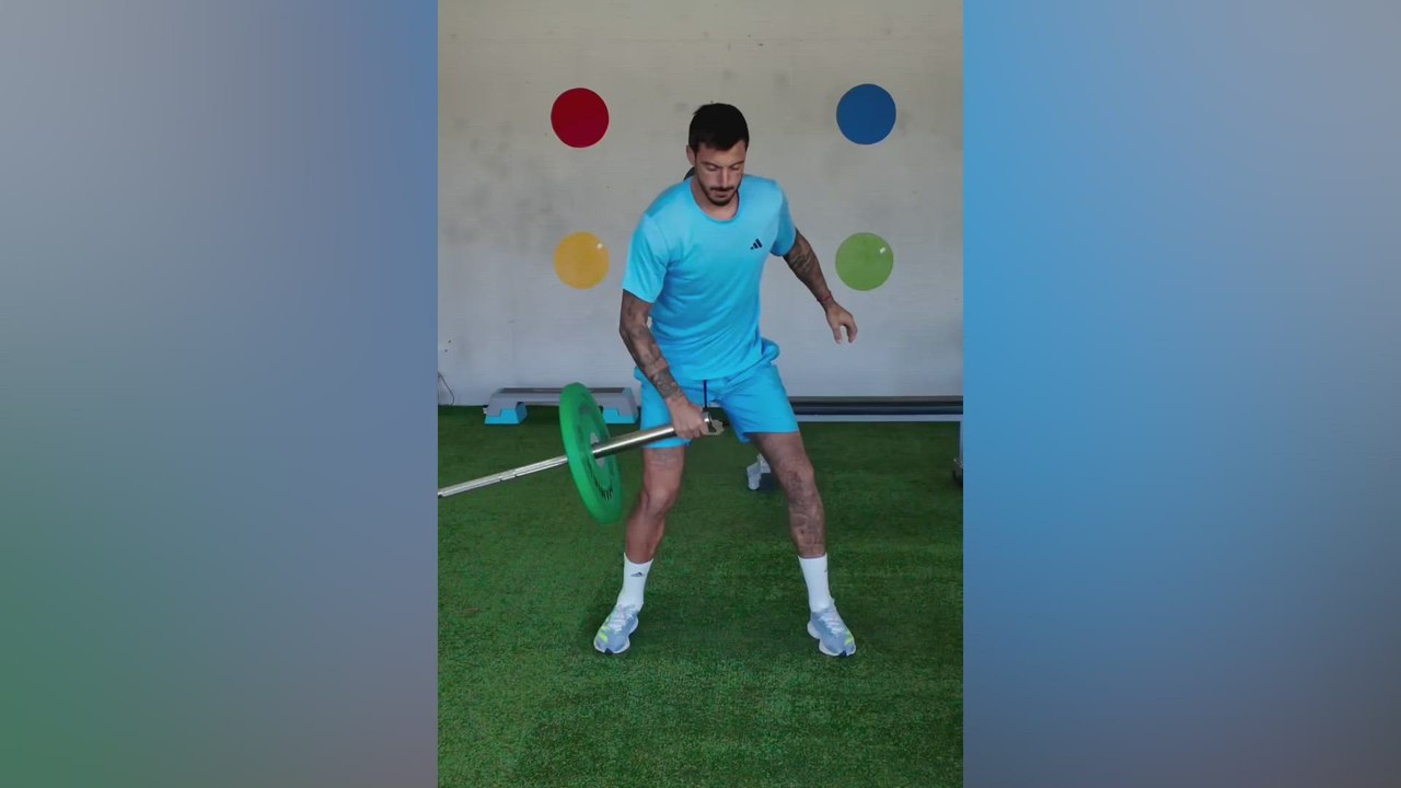 JOSELU y CARVAJAL se ejercitan en LAS ROZAS a la espera de nuevo equipo
