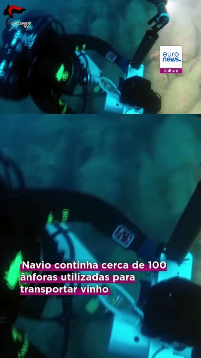Itália: descoberto navio romano com centenas de ânforas ao largo da Sicília