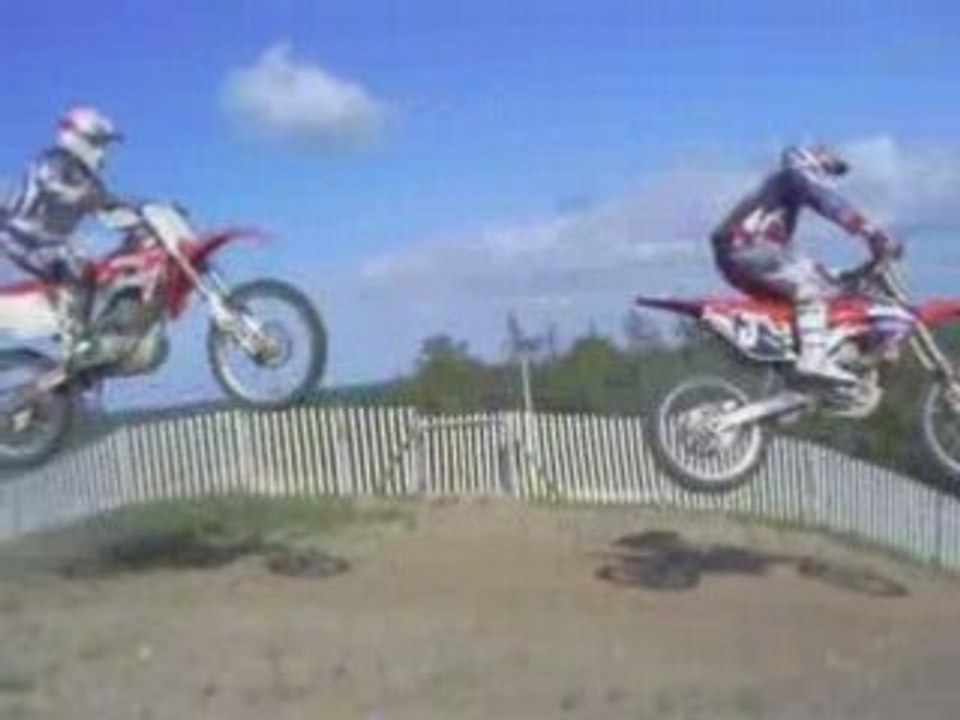 FLO ET SEB A PLOUNERIN ET LANDI