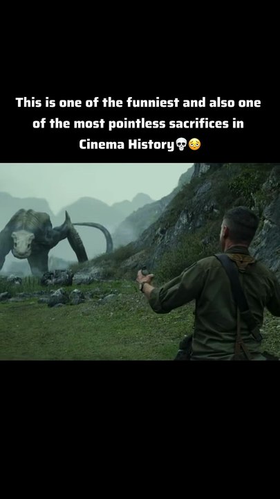 This is one of the funniest and also one of the most pointless sacrifices in Cinema History💀