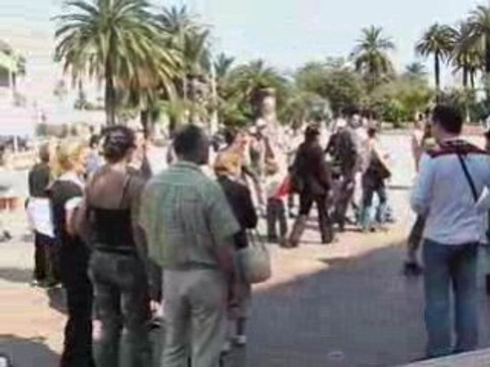 Descente marches: sa seul meufs et putain c'était un steak