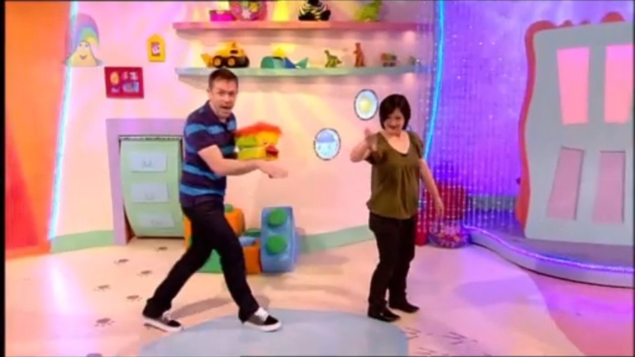 Cbeebies Show Me Show Me Beaks And Singing 3x23...mp4