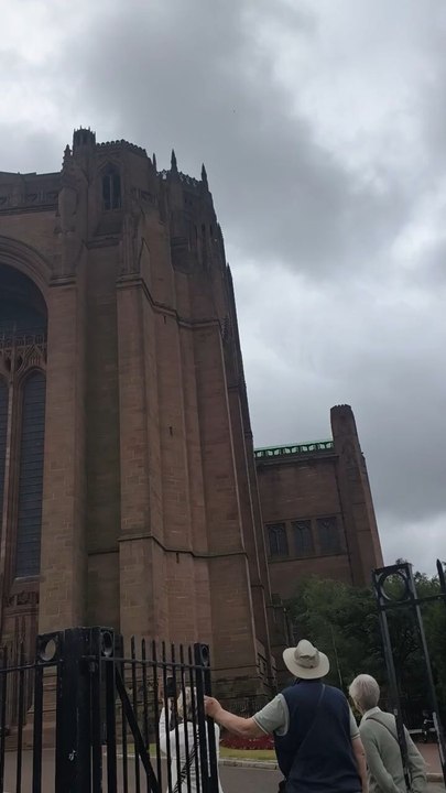 St James Gardens & Liverpool Anglican Cathedral